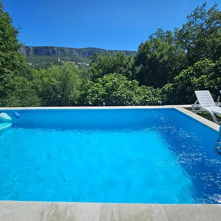 Bella Vista
